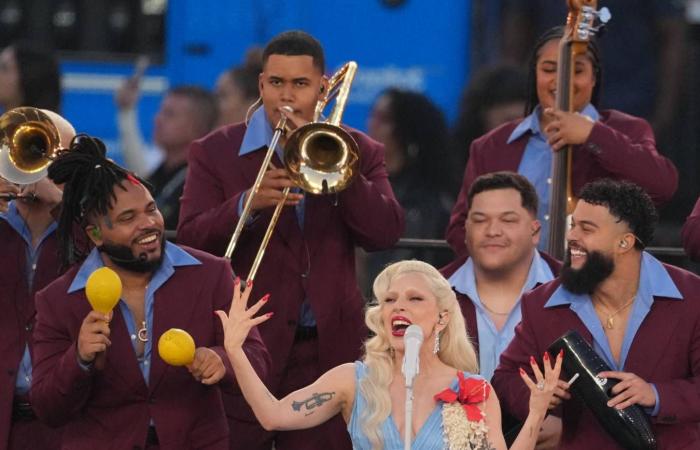 «أسبوع
      نيويورك
      للموضة»...
      هل
      يعيد
      زهران
      ممداني
      الأمل
      للمصممين
      الناشئين؟