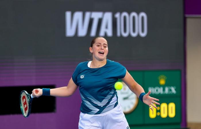 بطولة قطر المفتوحة للتنس للسيدات.. اللاتفية أوستابنكو أولى المتأهلات لنصف النهائي