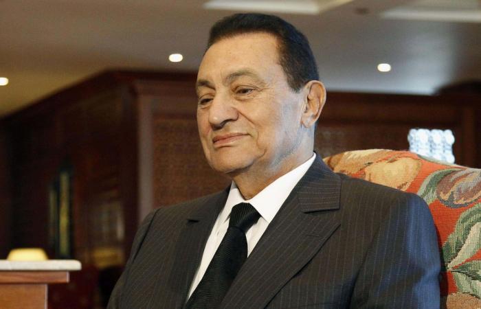 "التاريخ أنصفه".. علاء مبارك ينشر فيديو لوالده بذكرى تخليه عن السلطة مستشهدا بتصريحات كاتب