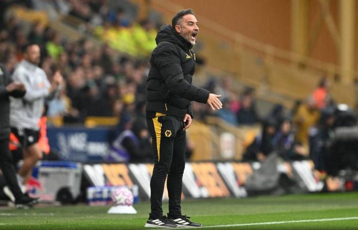 الاتحاد
      الدولي
      لهوكي
      الجليد
      يريد
      عودة
      روسيا
      «في
      أسرع
      وقت
      ممكن»