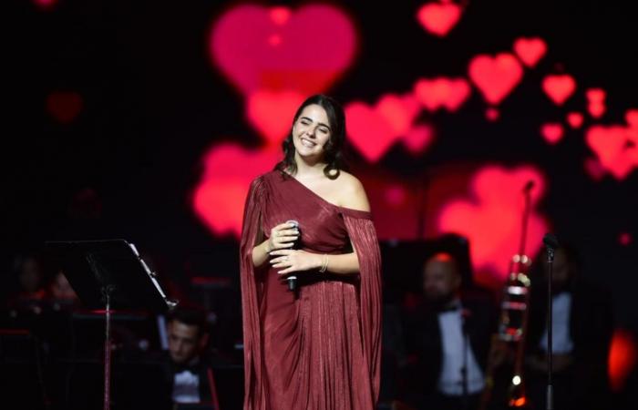 وائل
      جسار
      يشعل
      الأوبرا
      المصرية
      بأعماله
      وروائع
      أم
      كلثوم
      ووردة
      وفيروز