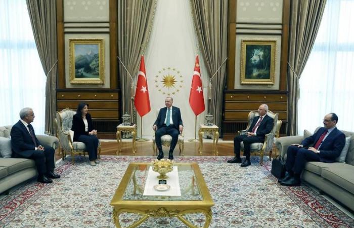 إيران
      في
      مرمى
      «دبلوماسية
      الأساطيل»