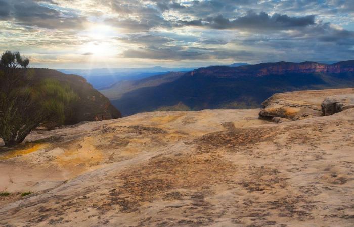 أزمة تواجه موقعًا طبيعيًا في أستراليا بسبب صورة نشرتها نجمة "كي بوب"