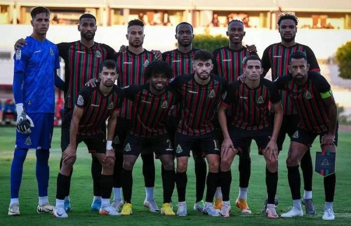 معتمد
      جمال:
      لا
      أهتم
      ببقائي
      في
      منصبي