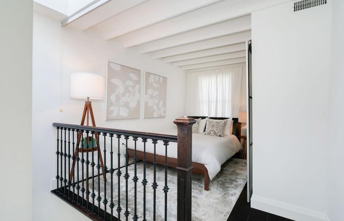 أغرب
      عروض
      العقارات..
      منزل
      بعرض
      3
      أمتار
      في
      تورونتو
      للبيع
      مقابل
      800
      ألف
      دولار!