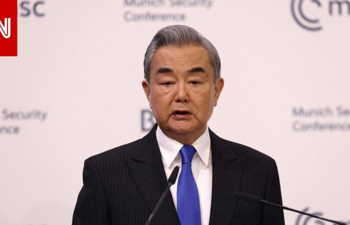 متابعة: وزير خارجية الصين: بكين ترى إشارات احترام من أمريكا