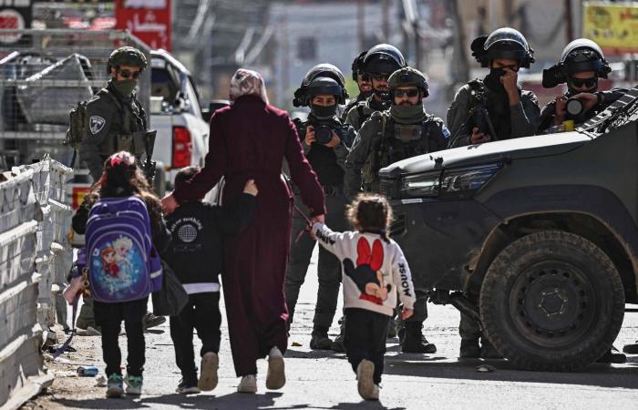 لقاء
      روبيو
      مع
      الشيباني
      وعبدي
      في
      ميونيخ
      لتعزيز
      العلاقة
      بين
      دمشق
      و«قسد»