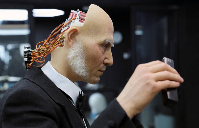 «روبوتات
      أكثر»...
      استراتيجية
      الصين
      لمواجهة
      المستقبل