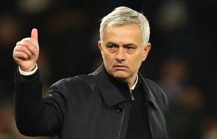 وعكة صحية مفاجئة تُدخل جوزيه مورينيو المستشفى