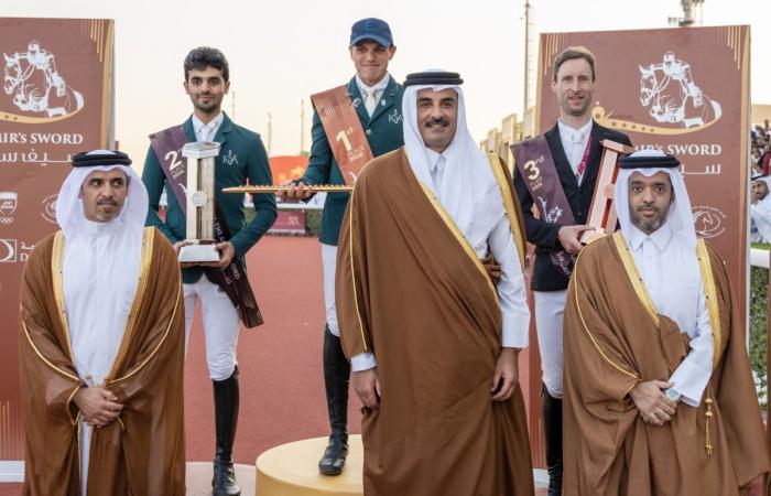 سمو الأمير يشهد ختام مهرجان سيف سموه للفروسية