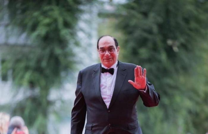 مجدي
      أحمد
      علي:
      «الرقابة»
      لا
      تمنح
      الحرية
      المطلوبة
      للإبداع