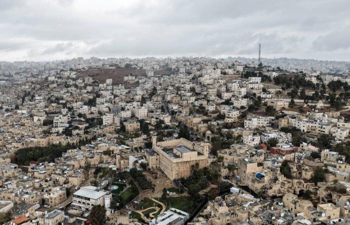 روبيو:
      الولايات
      المتحدة
      راضية
      عن
      «المسار»
      القائم
      في
      سوريا