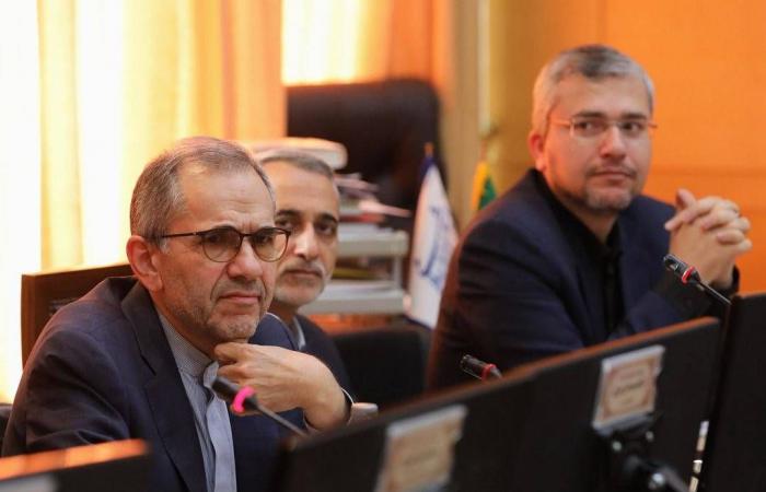 تركيا
      تؤكد
      إحراز
      تقدّم
      في
      «عملية
      السلام»
      مع
      الأكراد