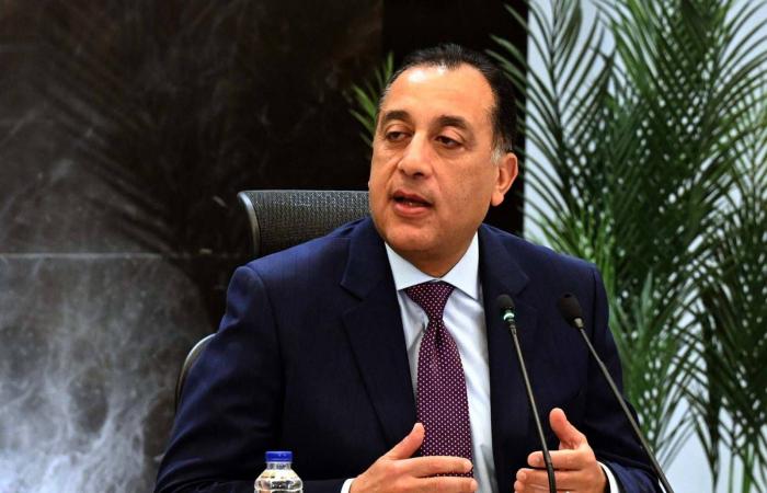 الحكومة
      المصرية
      تطبّق
      حزمة
      حماية
      اجتماعية
      جديدة
      للفئات
      «الأقل
      دخلاً»