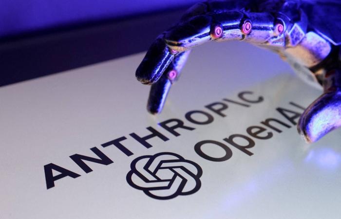 «البنتاغون»
      يهدد
      بقطع
      العلاقات
      مع
      «أنثروبك»
      بسبب
      قيود
      استخدام
      نماذجها