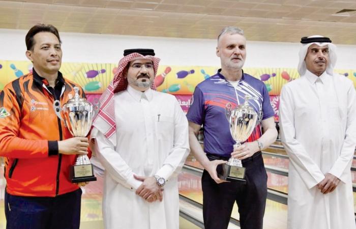 التشيكي جاروسلاف يتوج بذهبية الصداقة الدولية للبولينج