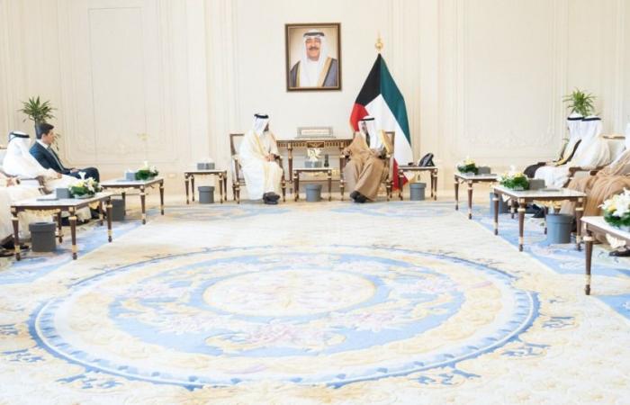 أمير الكويت وولي العهد يستقبلان رئيس المجلس الأولمبي الآسيوي