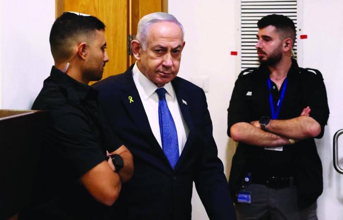 إيران
      تغازل
      أميركا
      بسلة
      امتيازات
      اقتصادية