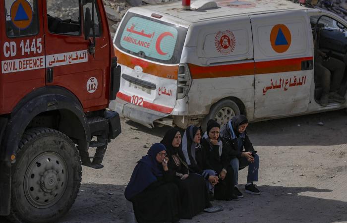 عائلات
      فلسطينية
      في
      غزة
      تطالب
      بمعرفة
      مصير
      أبنائها
      المفقودين