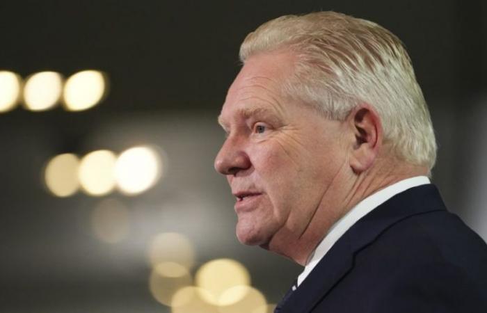 فورد
      يدافع
      عن
      تقليص
      منح
      الطلاب
      في
      أونتاريو:
      برنامج
      المساعدات
      “غير
      قابل
      للاستمرار”