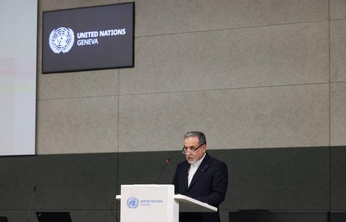 تصعيد
      إسرائيلي
      بالضفة
      وتحذير
      من
      «التحريض»
      على
      وسائل
      التواصل