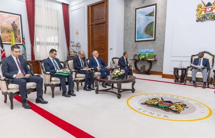 مصر
      تتمسك
      بـ«توافق»
      دول
      حوض
      النيل
      ورفض
      الأحادية