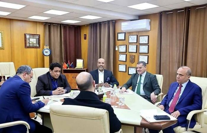 الجزائر
      وفرنسا
      تفتحان
      مجدداً
      باب
      إعادة
      «تطبيع»
      علاقاتهما
      الثنائية
      المضطربة