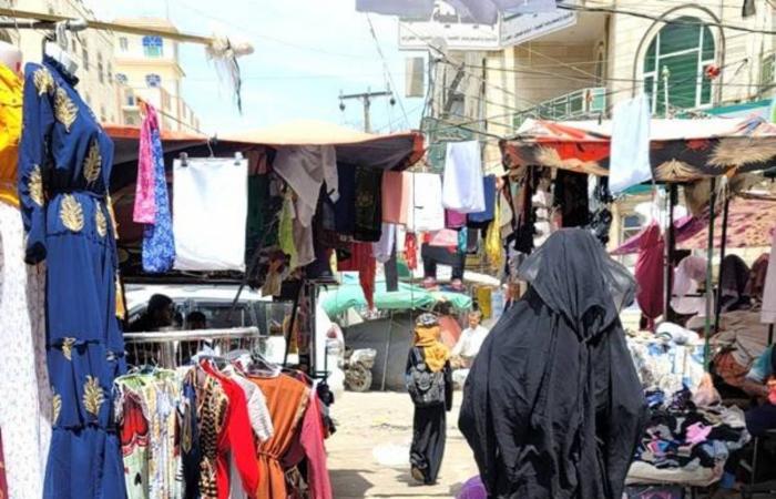 فرحة
      رمضانية
      مسلوبة
      في
      مناطق
      السيطرة
      الحوثية