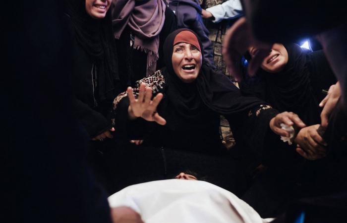 4
      ملفات
      في
      أول
      اجتماع
      لـ«مجلس
      السلام»
      الخاص
      بغزّة
      في
      واشنطن