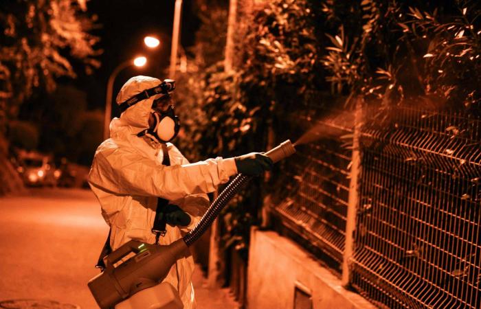 دراسة:
      درجة
      حرارة
      غرفة
      نومك
      قد
      تعرض
      قلبك
      لخطر
      جسيم