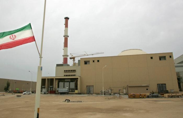 "تغيرات" في المواقع النووية الإيرانية مع تزايد الحشد الأمريكي.. ماذا رصدت الأقمار الصناعية؟