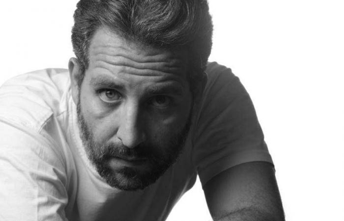 احتفاء
      بعودة
      عبلة
      كامل
      للأضواء
      بعد
      عزلة
      طويلة