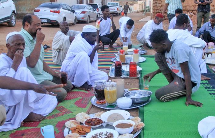 إفطارات
      رمضان
      الجماعية
      تعود
      إلى
      الخرطوم
      لأول
      مرة
      منذ
      بداية
      الحرب