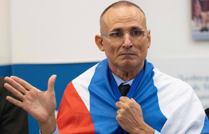 إدارة
      ترمب
      تطالب
      كوبا
      بـ«تغييرات
      جذرية»