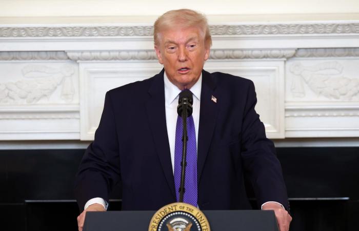 المحكمة العليا تصدر حكمها بشأن رسوم ترامب الجمركية الشاملة