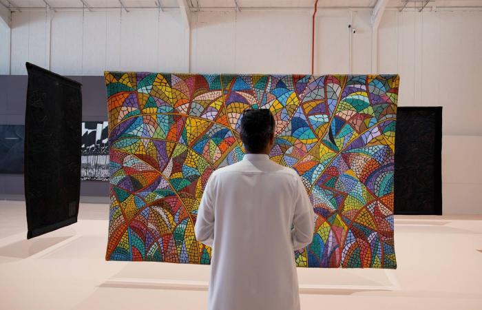 حادث
      اعتداء
      على
      فرد
      أمن
      يؤلب
      «مواجع
      طبقية»
      في
      مصر