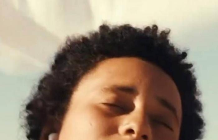 «الشرق
      الأوسط»
      في
      مهرجان
      برلين
      -
      7...
      الوحدة
      تجمع
      عالمَيْن
      في
      فيلمَيْن
      أفريقي
      وألماني