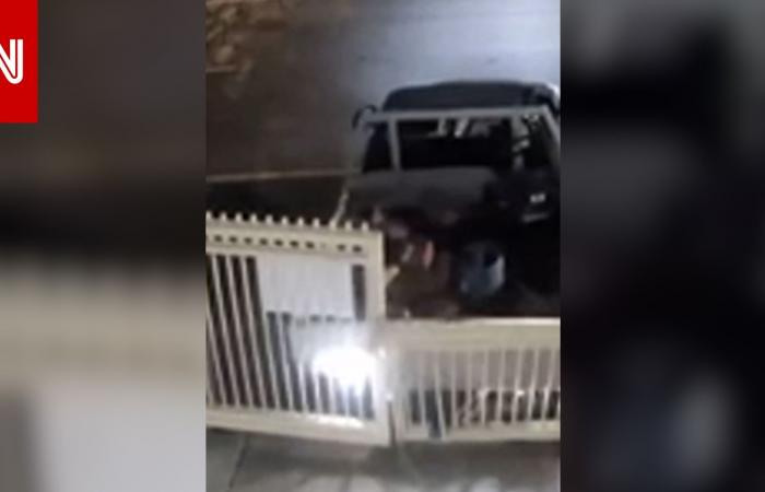 متابعة: هجوم مزعوم.. شاهد لحظة محاولة شاحنة اقتحام كنيس يهودي في أستراليا