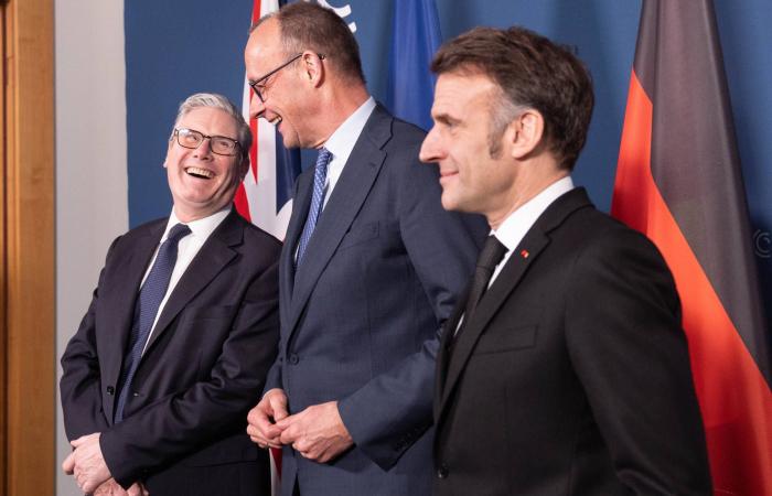 أوكرانيا
      تستهدف
      مصنع
      صواريخ
      باليستية
      روسياً
      بقذائف
      «فلامنغو»