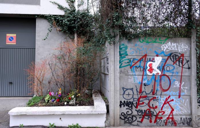 مسيرة
      تكريماً
      لناشط
      يميني
      فرنسي
      قُتل
      في
      ليون
      واستنفار
      لضبط
      الأمن