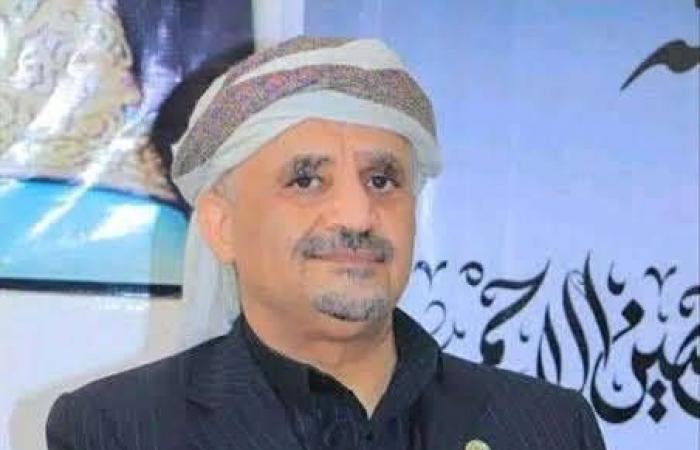 حصار
      حوثي
      لمنزل
      الشيخ
      الأحمر
      في
      صنعاء