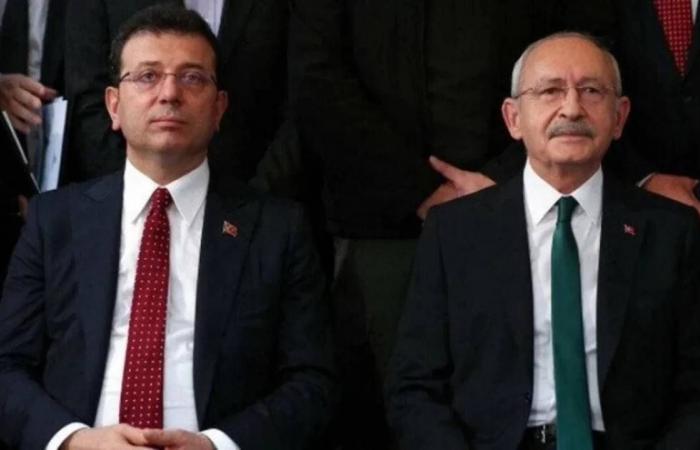 تركيا:
      تكهنات
      حول
      خوض
      عبد
      الله
      غل
      سباق
      الرئاسة
      من
      صفوف
      المعارضة