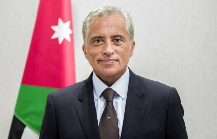 الشرع
      يكلف
      مبعوثاً رئاسياً لتنفيذ
      الاتفاق
      مع
      «قسد»