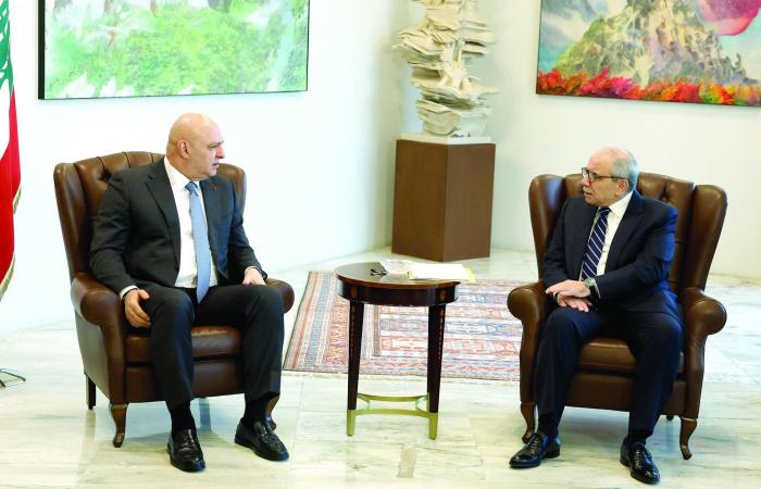 تجاذب
      لبناني
      بشأن
      دعوة
      سلام
      إلى
      استحداث
      مجلس
      شيوخ
      استكمالاً
      لـ«الطائف»