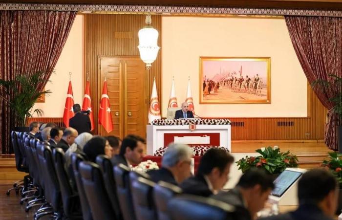 عمان:
      جولة
      واشنطن
      وطهران
      في
      جنيف
      الخميس