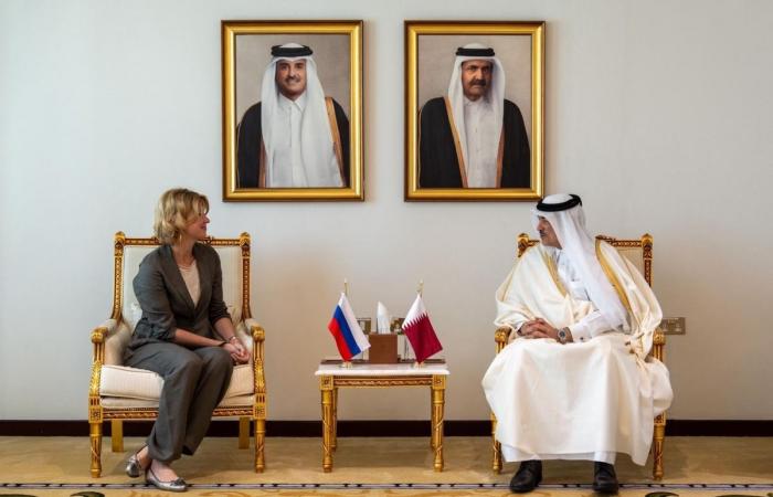 وزير الدولة لشؤون التجارة الخارجية يجتمع مع وزيرة الزراعة الروسية