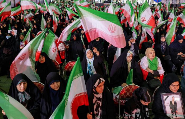 عودة الاحتجاجات المعارضة بجامعات طهران والنظام يحشد أنصاره