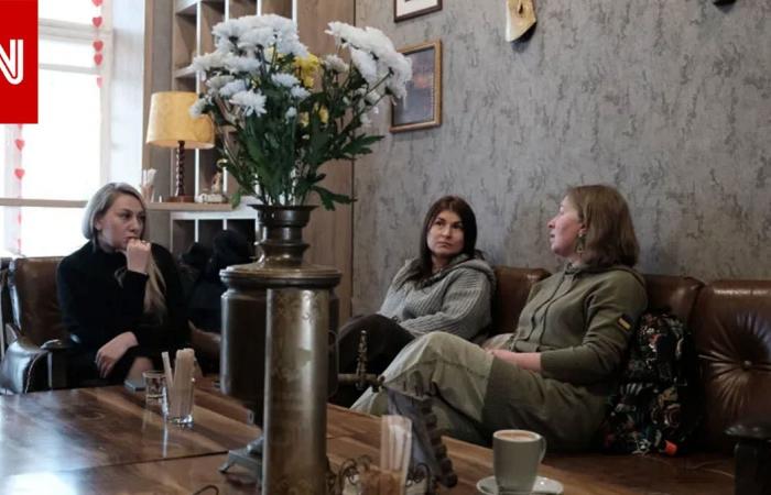 متابعة: أوكرانيا تتحول إلى دولة أرامل بظل مواجهتها "كارثة" ديموغرافية