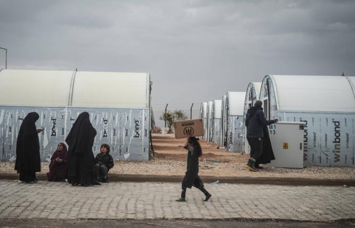 إغلاق
      مخيم
      الهول
      في
      سوريا
      بعد
      إخلائه
      من
      آخر
      قاطنيه