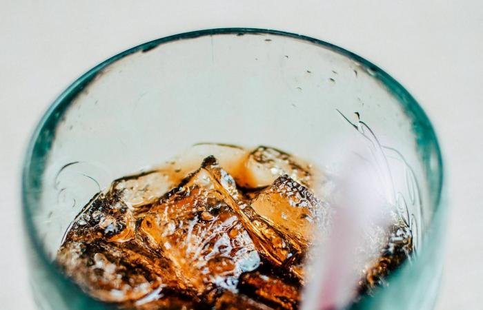 إلكر
      تشاتاك:
      أفضِّل
      أن
      أطرح
      الأسئلة
      من
      دون
      أجوبة